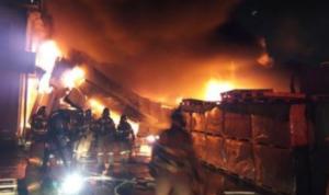 구미 공장 화재로 15억2천만원 피해...근로자 5명 대피