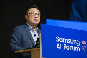 삼성 AI포럼,고동진 사장 "5G·AI 결합한 미래성장산업…삼성이 주도"