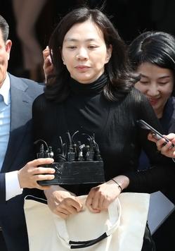조현아 전 부사장, '아동학대·상해 혐의' 검찰 조사