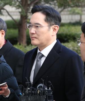 삼성, 잇단 '사법리스크'에 위기...고위 간부 줄구속