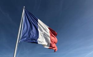 재정적자 프랑스, 내년 예산안 42억 유로 삭감