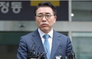 '신한은행 채용비리' 조용병 회장 대법 무죄 확정...사법리스크 해소